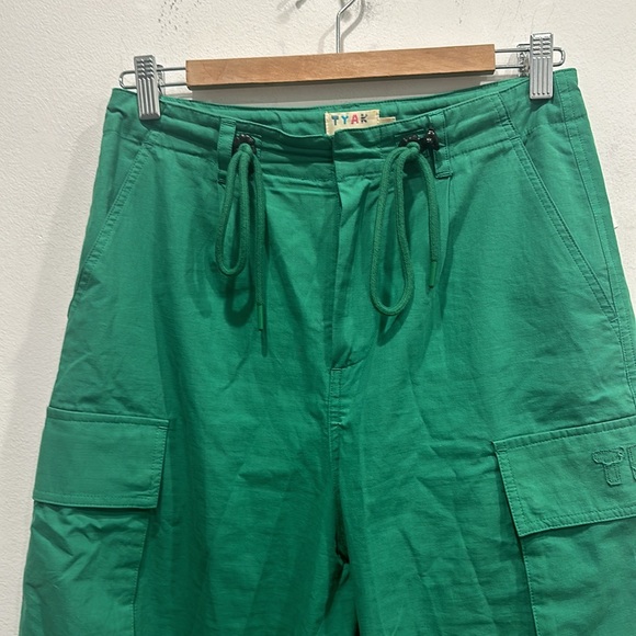 Tyakasha green rip stop cargo pants teddy bear draw string size small - Picture 2 of 7
